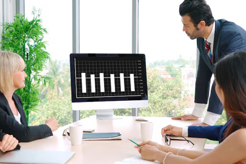 Case Study: How Live Trade Show Data Boosts Marketing ROI