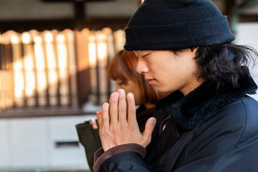 Creating a Safe Space for Prayer: Ensuring Confidentiality and Trust in Your Prayer Line.