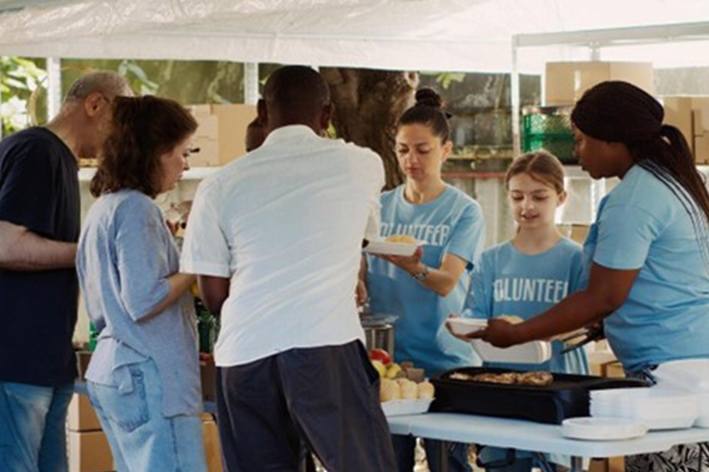 The Role of Volunteers in Running a Successful 24-Hour Prayer Line